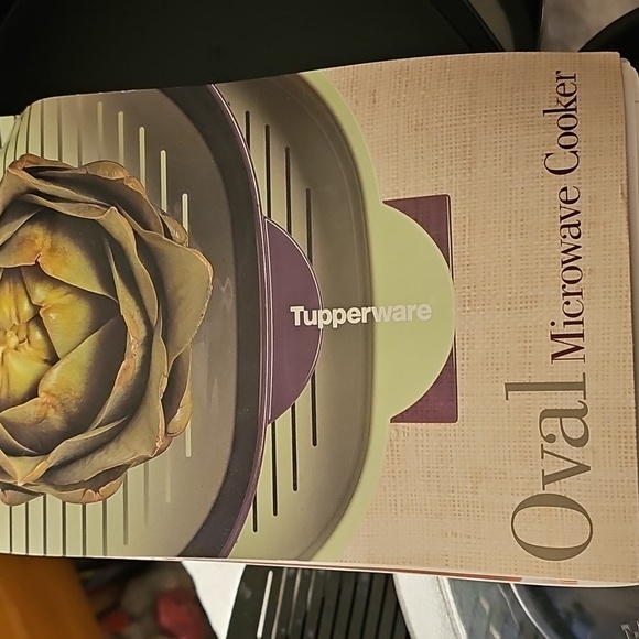 Tupperware - Picture 4 of 5